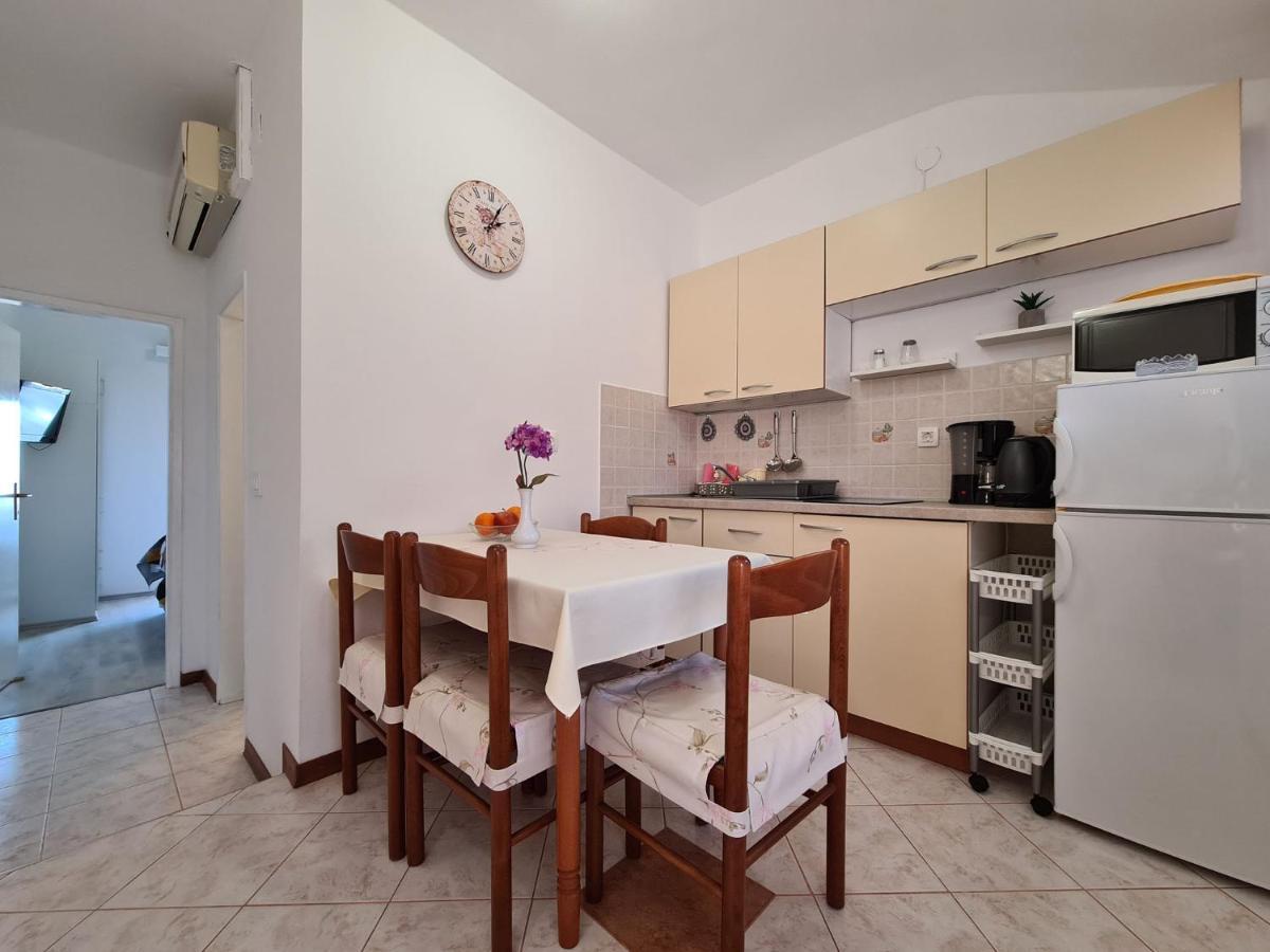 Apartments Slavko 1179 Banjole Eksteriør bilde