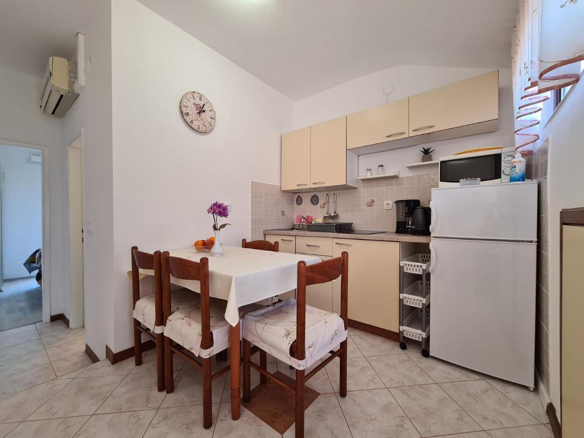 Apartments Slavko 1179 Banjole Eksteriør bilde