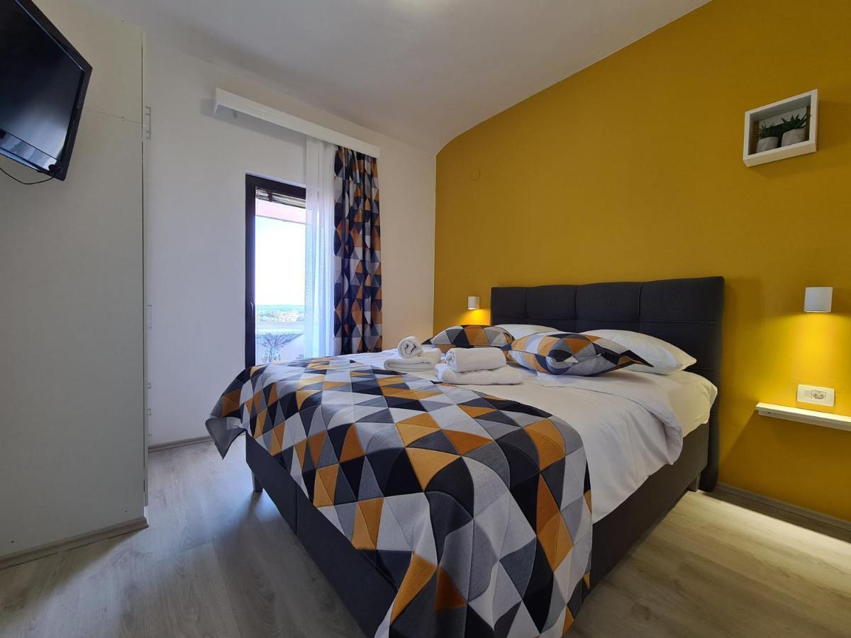 Apartments Slavko 1179 Banjole Eksteriør bilde